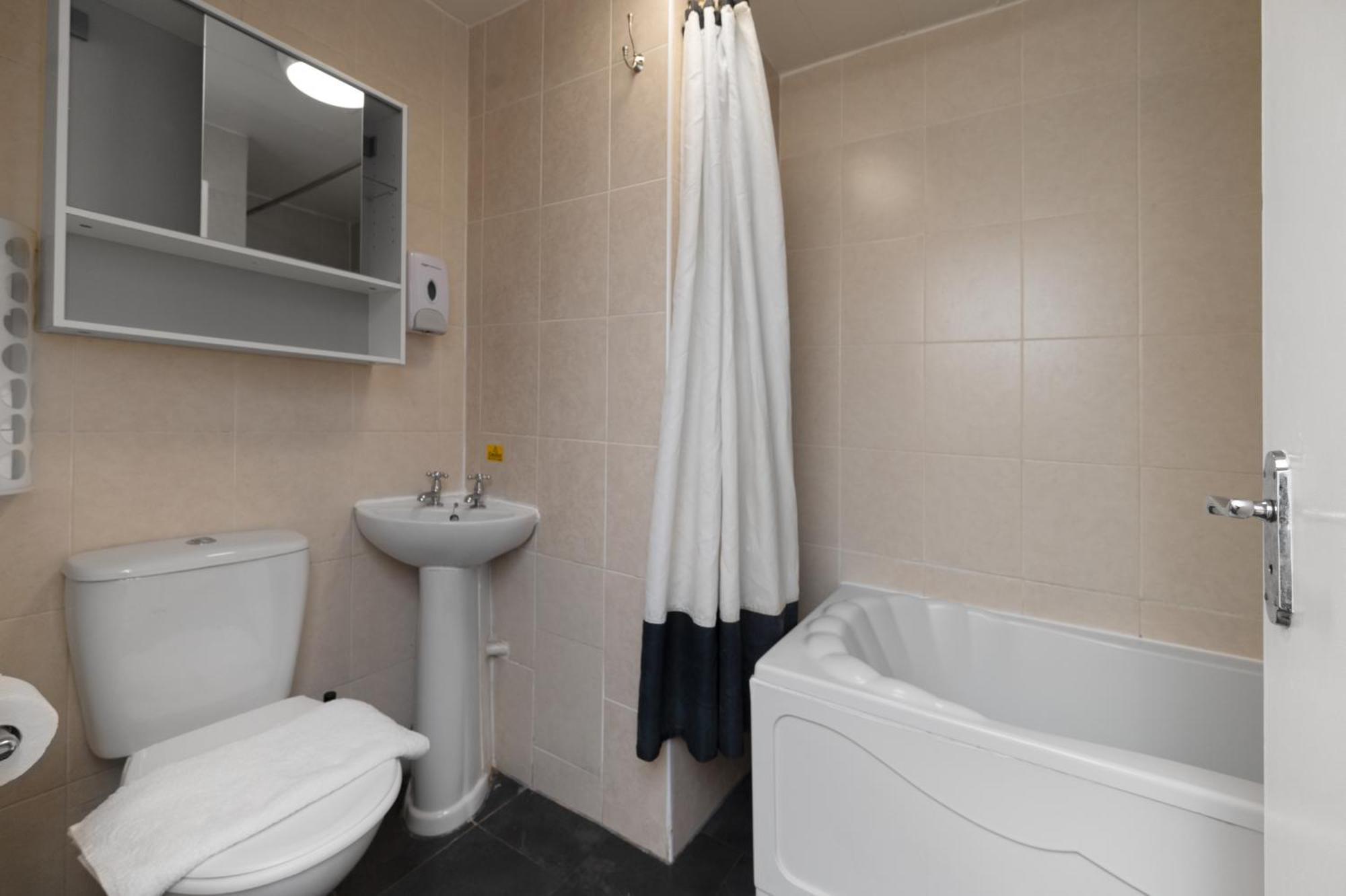 Flexistay Tulsi Aparthotel Croydon Eksteriør bilde